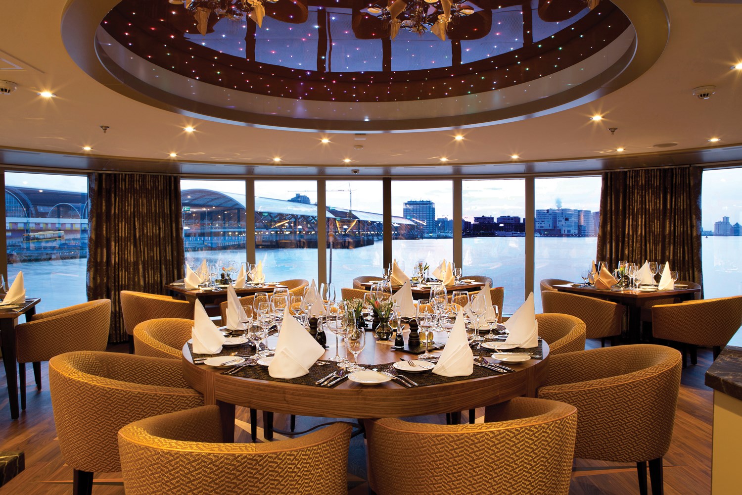 ship_23_chefstable_gallery