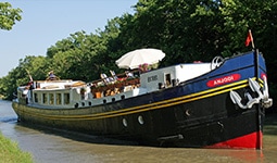 Img-Ship-River-Anjodi-Cruising