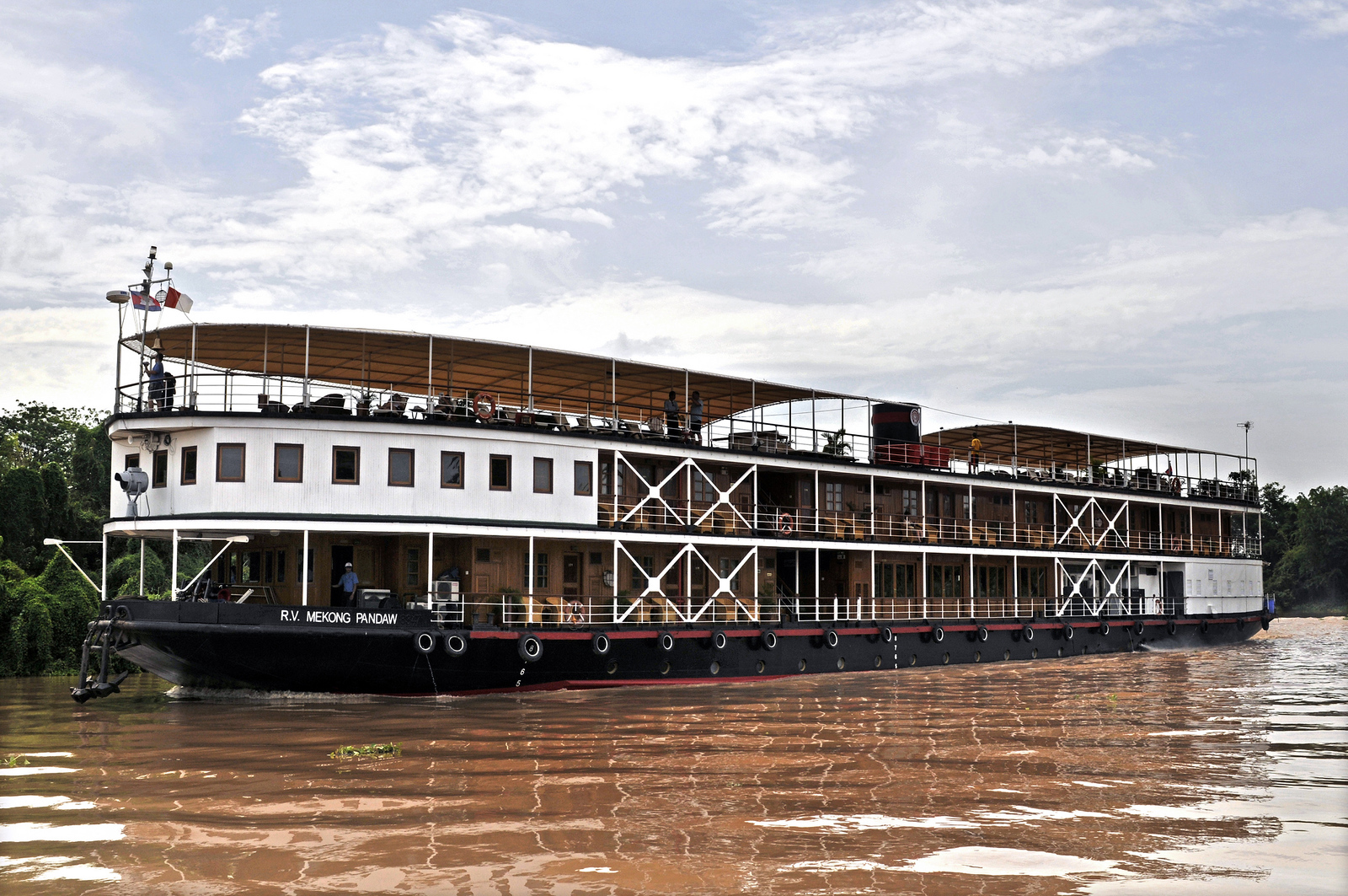 mekong-pandaw_27887438273_o-X3