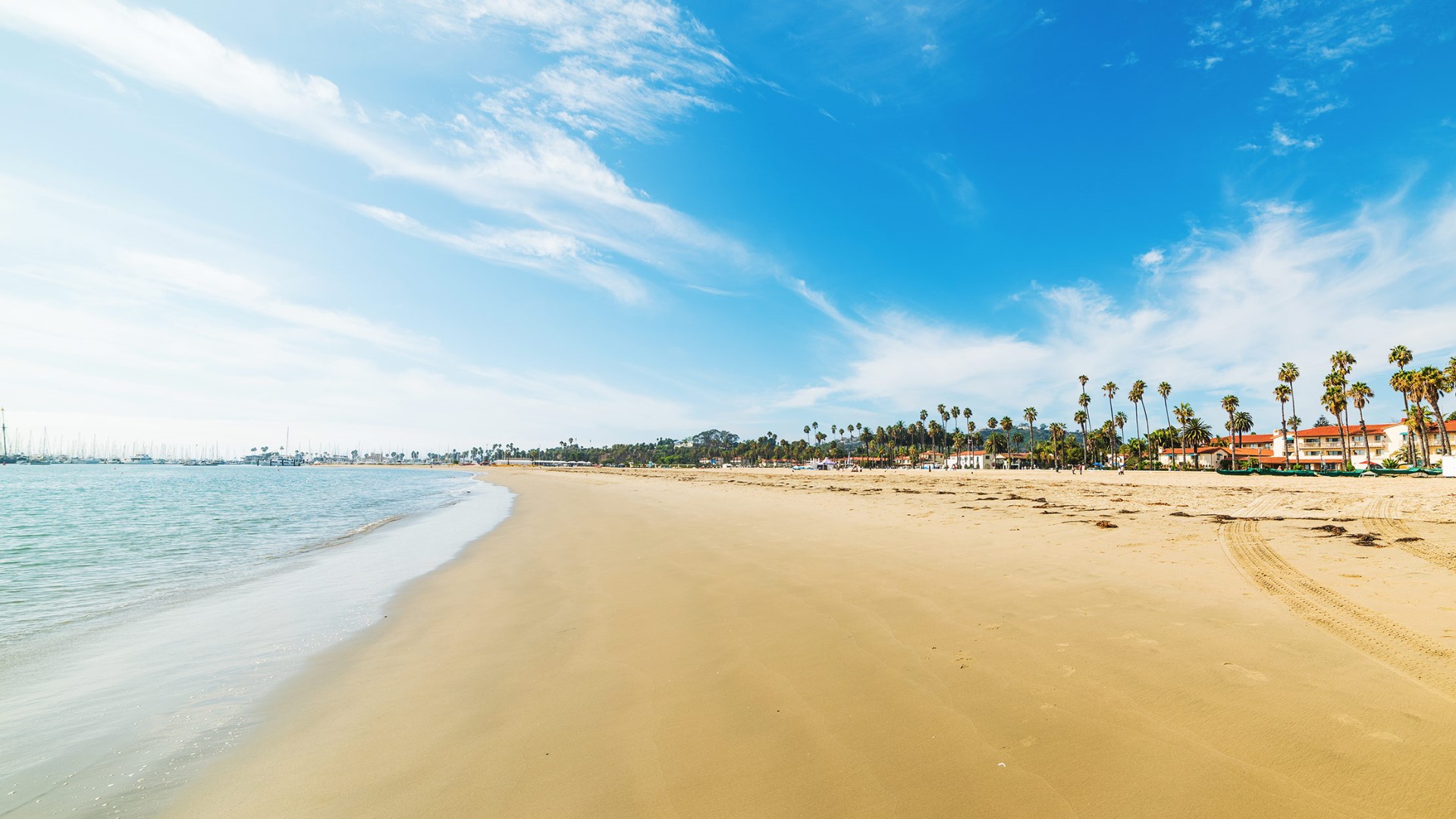 day-3_beaches_santa-barbara-california-usa-hgr-141982-photo_shutterstock