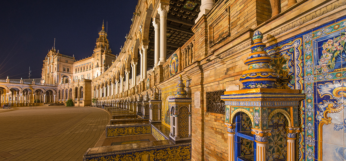 plaza-de-espaa-with-alcoves-in-foreground-seville-spain