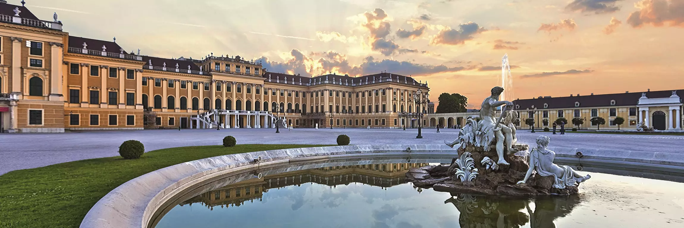 csm_lueftner_cruises_amadeus_danube_austria_vienna_schoenbrunn_palace__c_lu266151347_ret_67bcef60a4